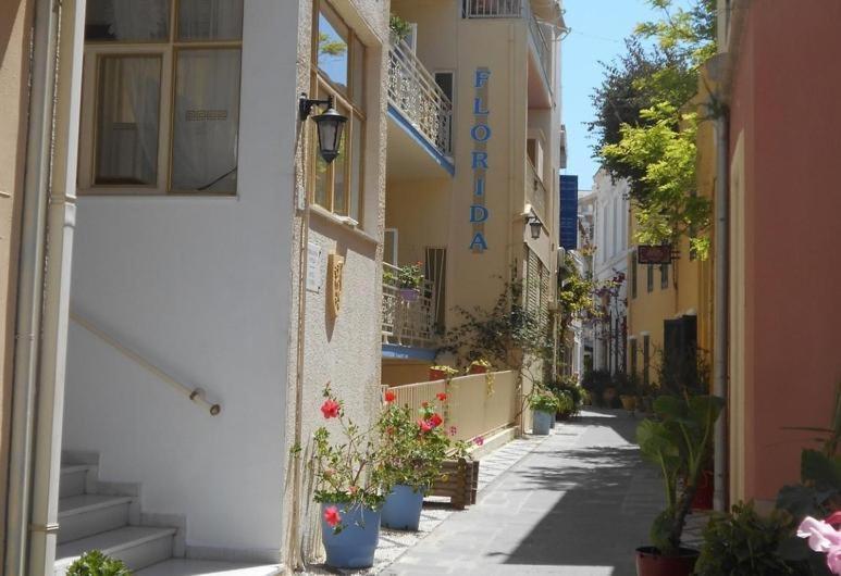 "Tete A Tete" Lux Apart In The Most Beautiful Street Of Town Rhodes City Exteriör bild